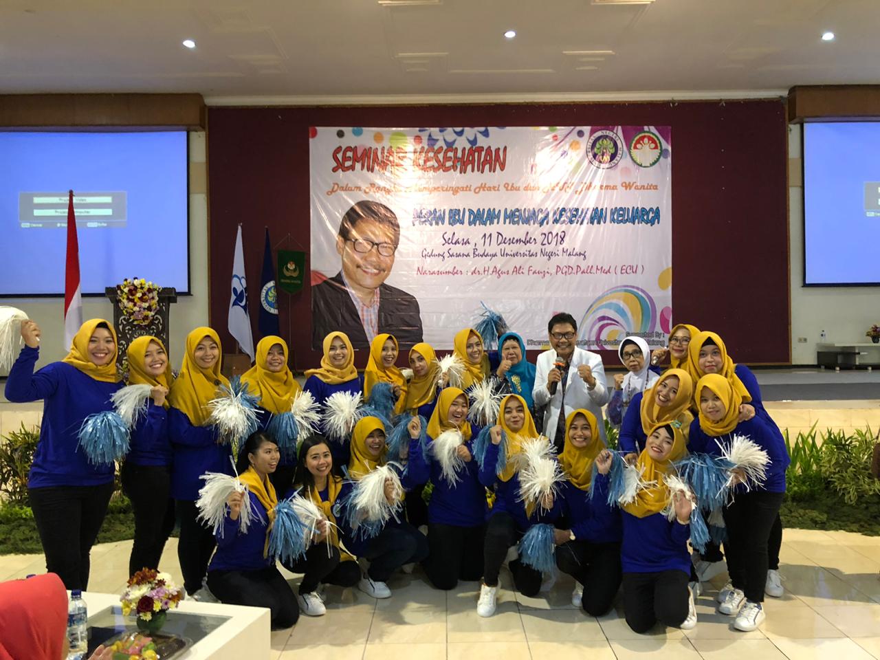 Memperingati HUT Dharma Wanita Universitas Negeri Malang ke 19