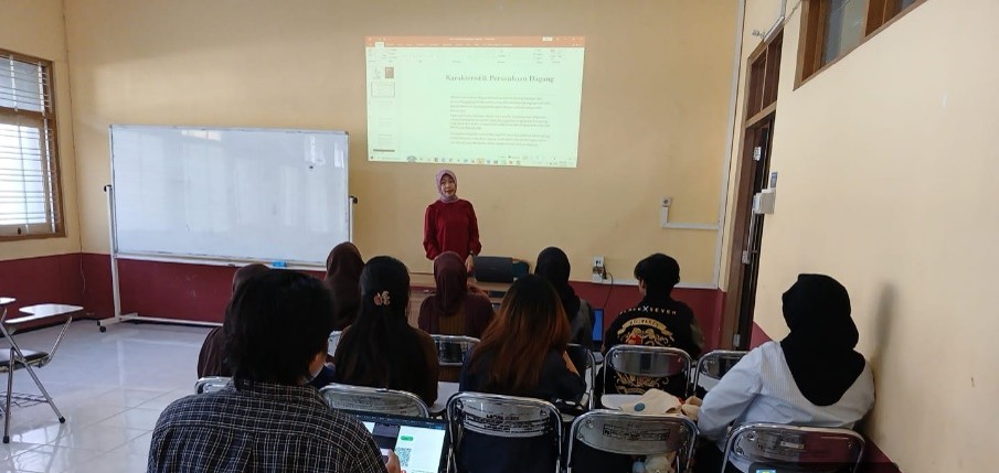 Guest Lecture FEB UM Dorong Kesiapan Mahasiswa Menghadapi Dunia Kerja melalui Pemahaman Siklus Perusahaan Dagang